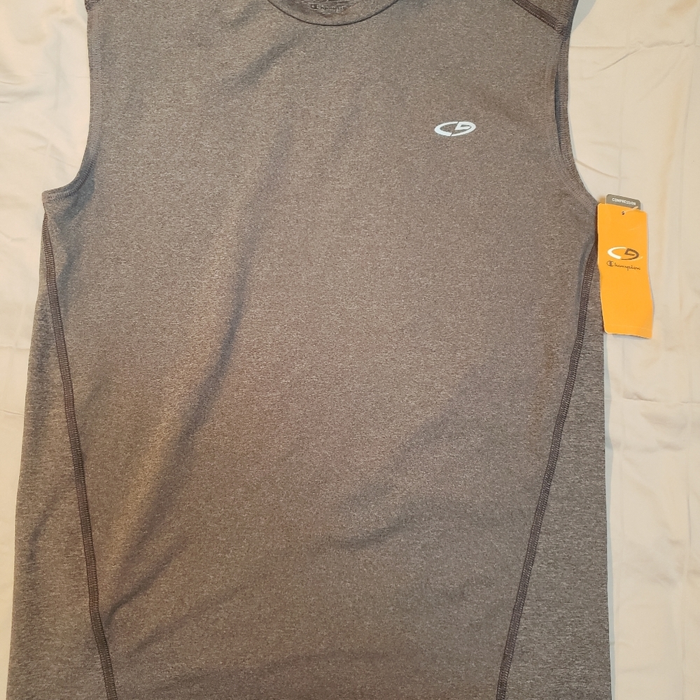 NWT CHAMPION COMPRESSION EXERCISE SLEEVELESS TOP SIZE L